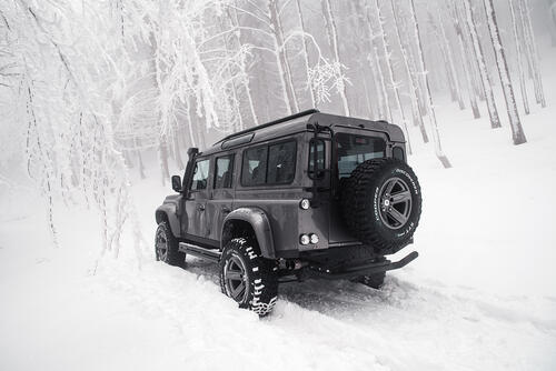 Land rover defender 2018 in winter weather