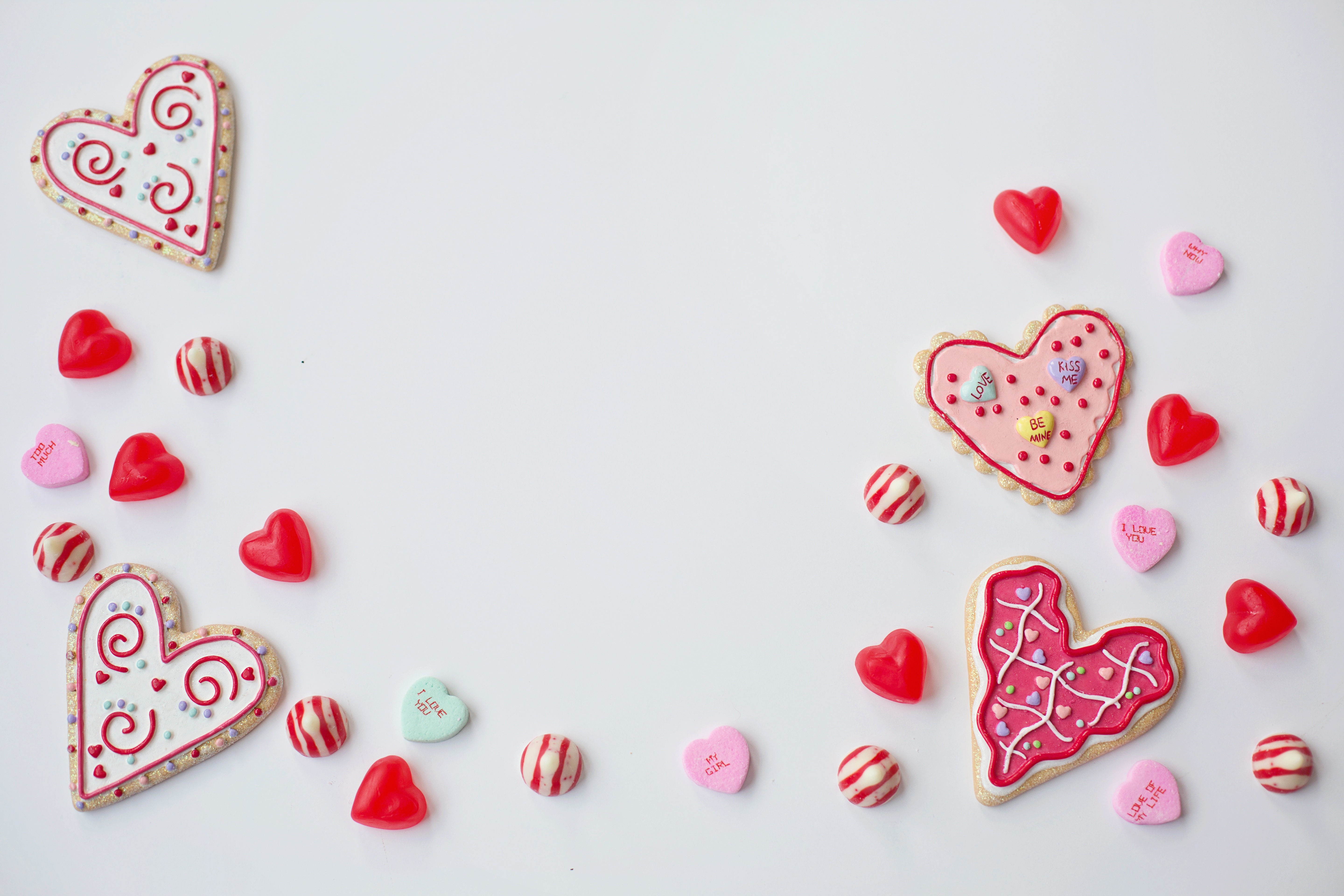 Бесплатное фото Вкусные конфетки в виде сердечек