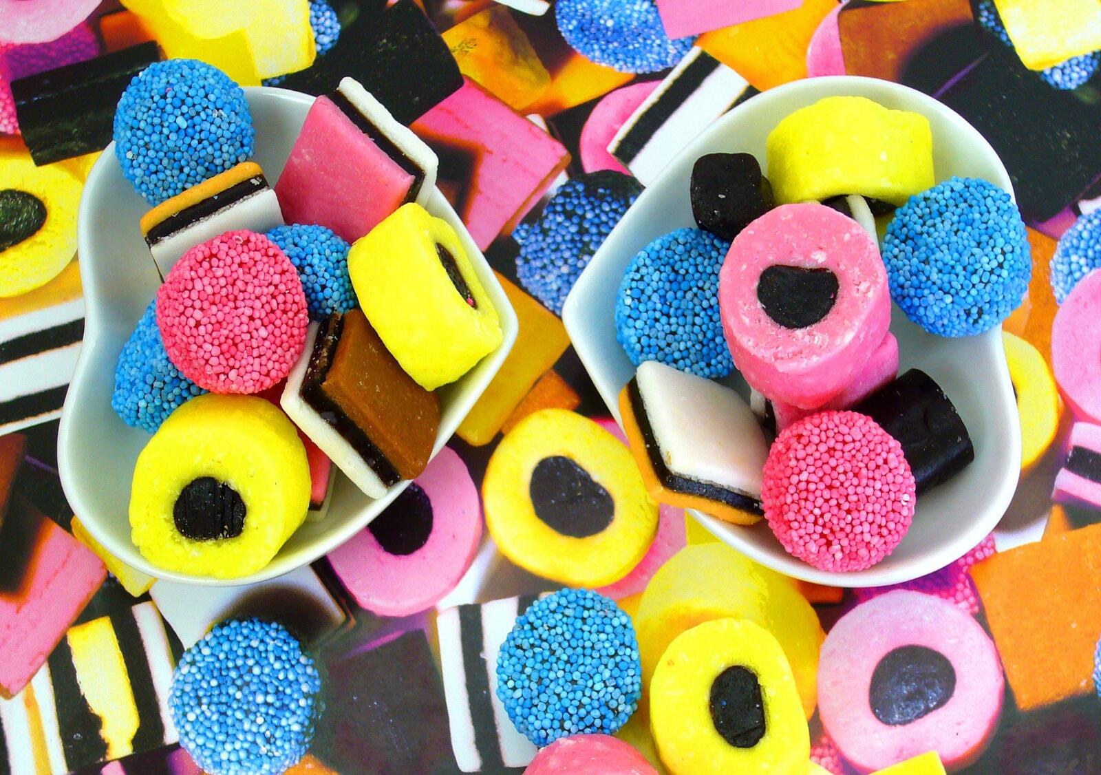 Free photo Delicious, brightly colored candy