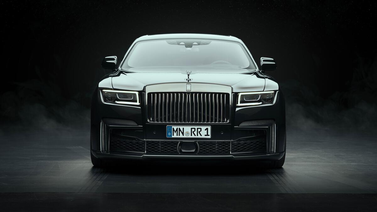 Rolls Royce Ghost Black Badge 2022 on dark background