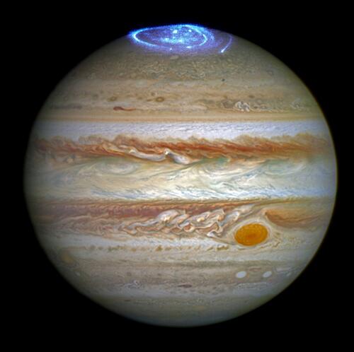 Северное сияние на поверхности Юпитера