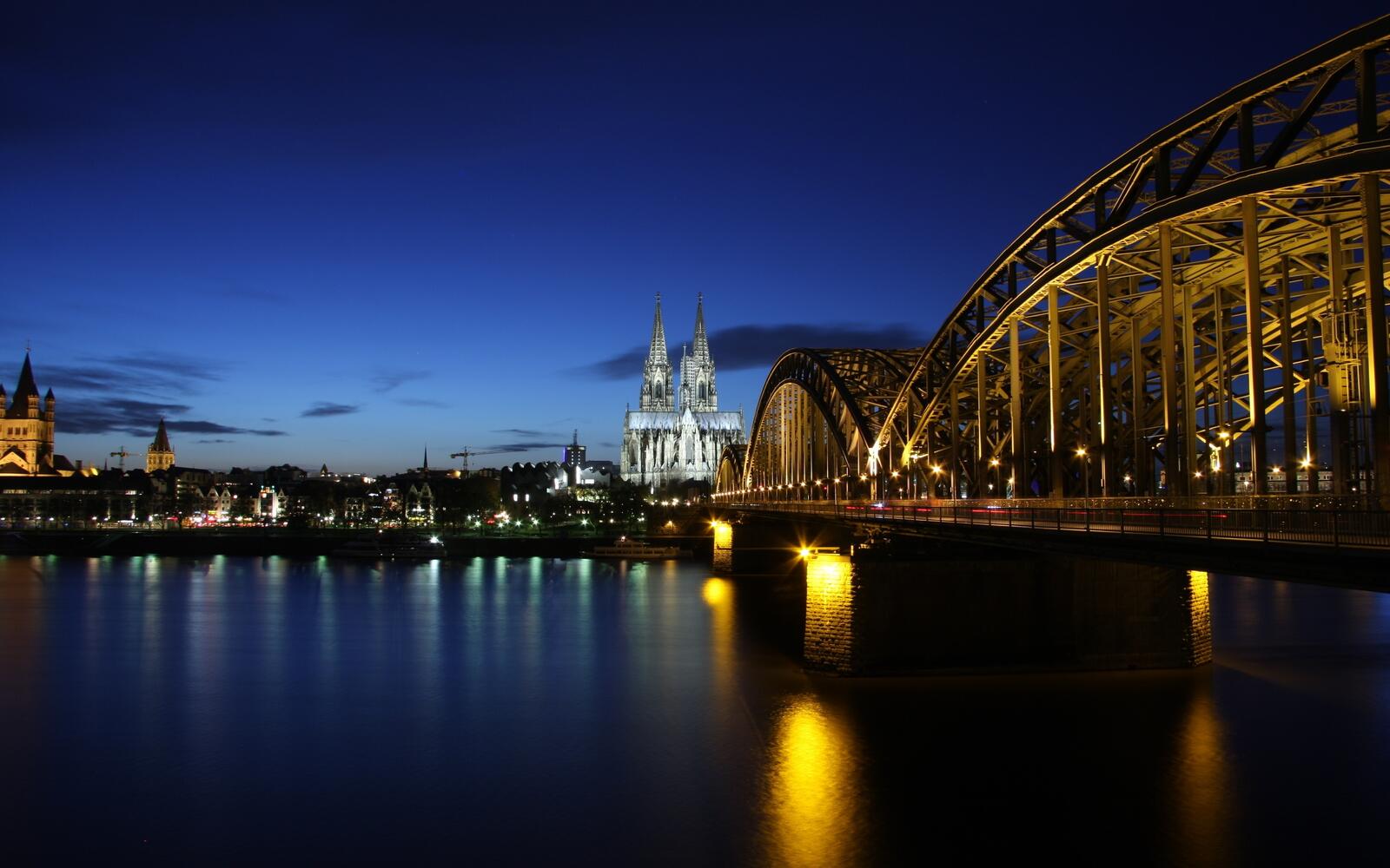 Free photo Night bridge over a river in Germany