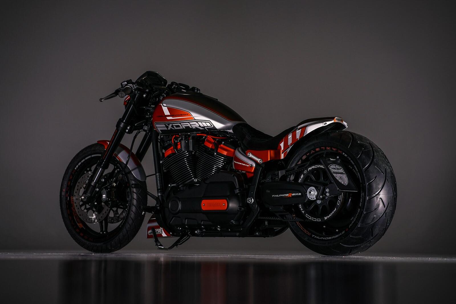 Бесплатное фото Harley davidson thunderbike customs
