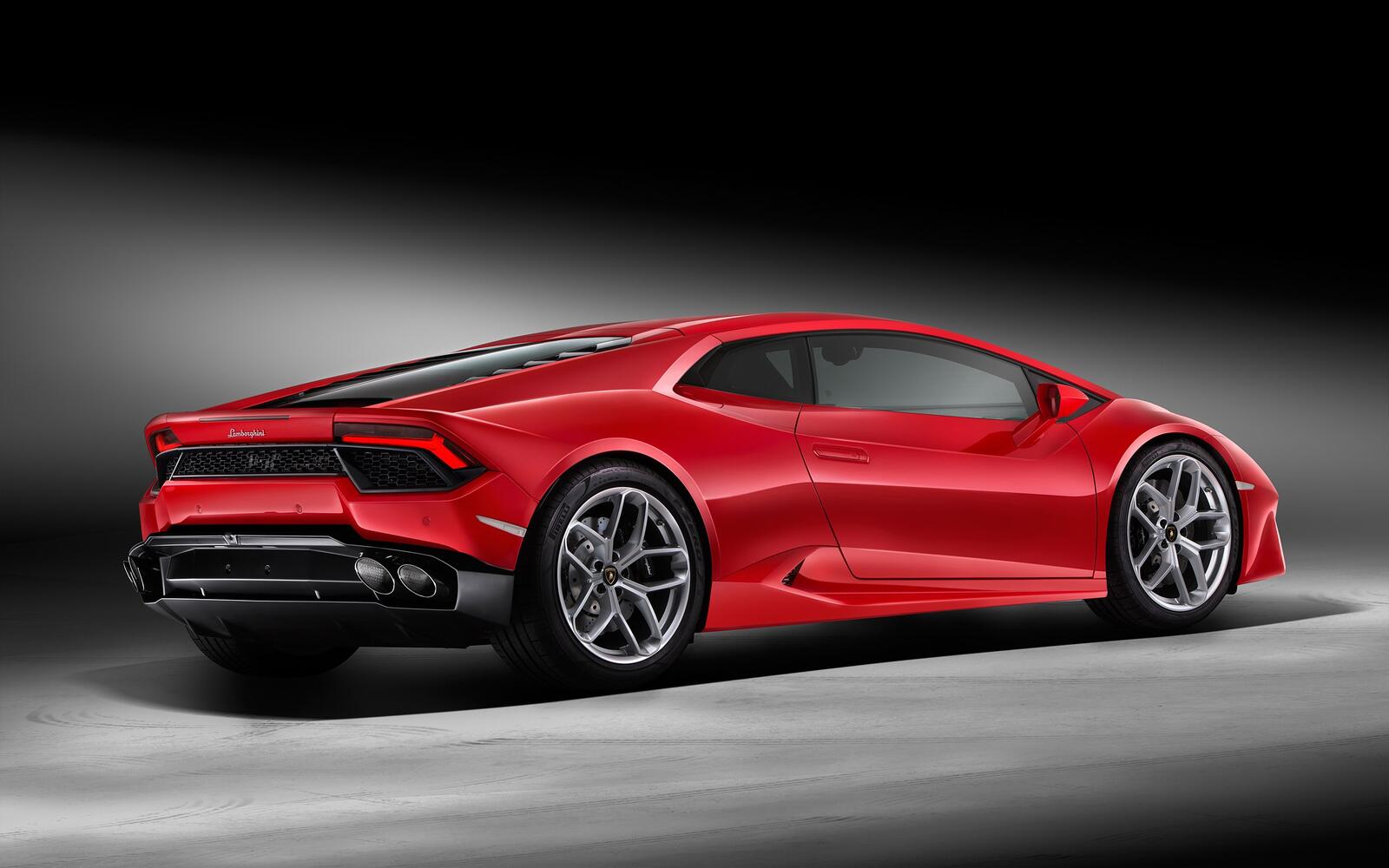 Бесплатное фото Lamborghini Huracan LP580 2 красного цвета