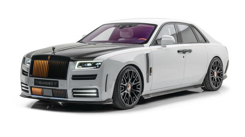 Rolls Royce Ghost 2021 года в тюнинге Mansory серого цвета