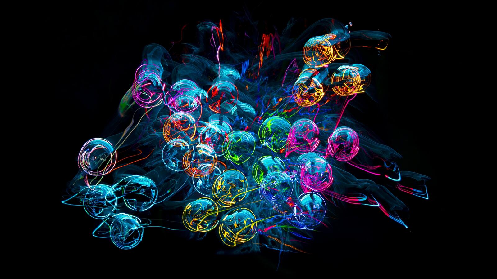Бесплатное фото Разноцветные электрические шары