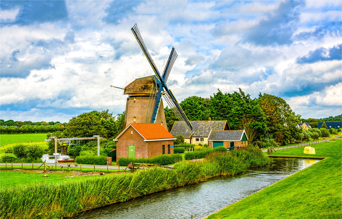 Ветровая мельница в Нидерландах