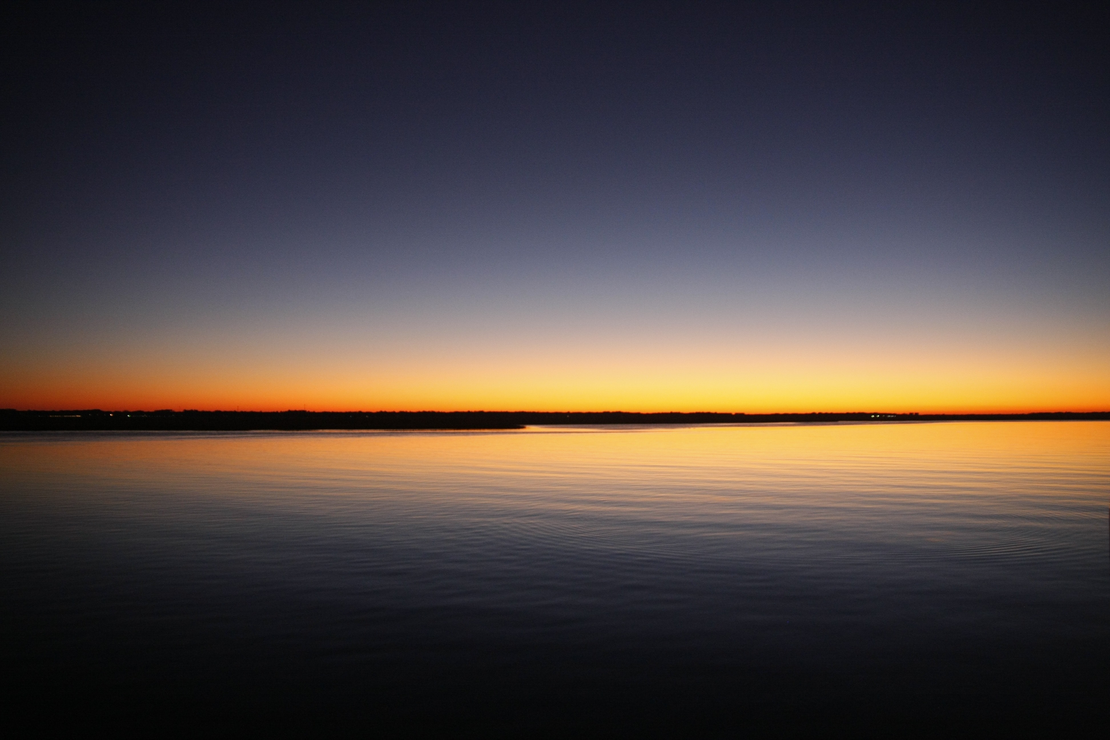 Бесплатное фото Ранний рассвет на море