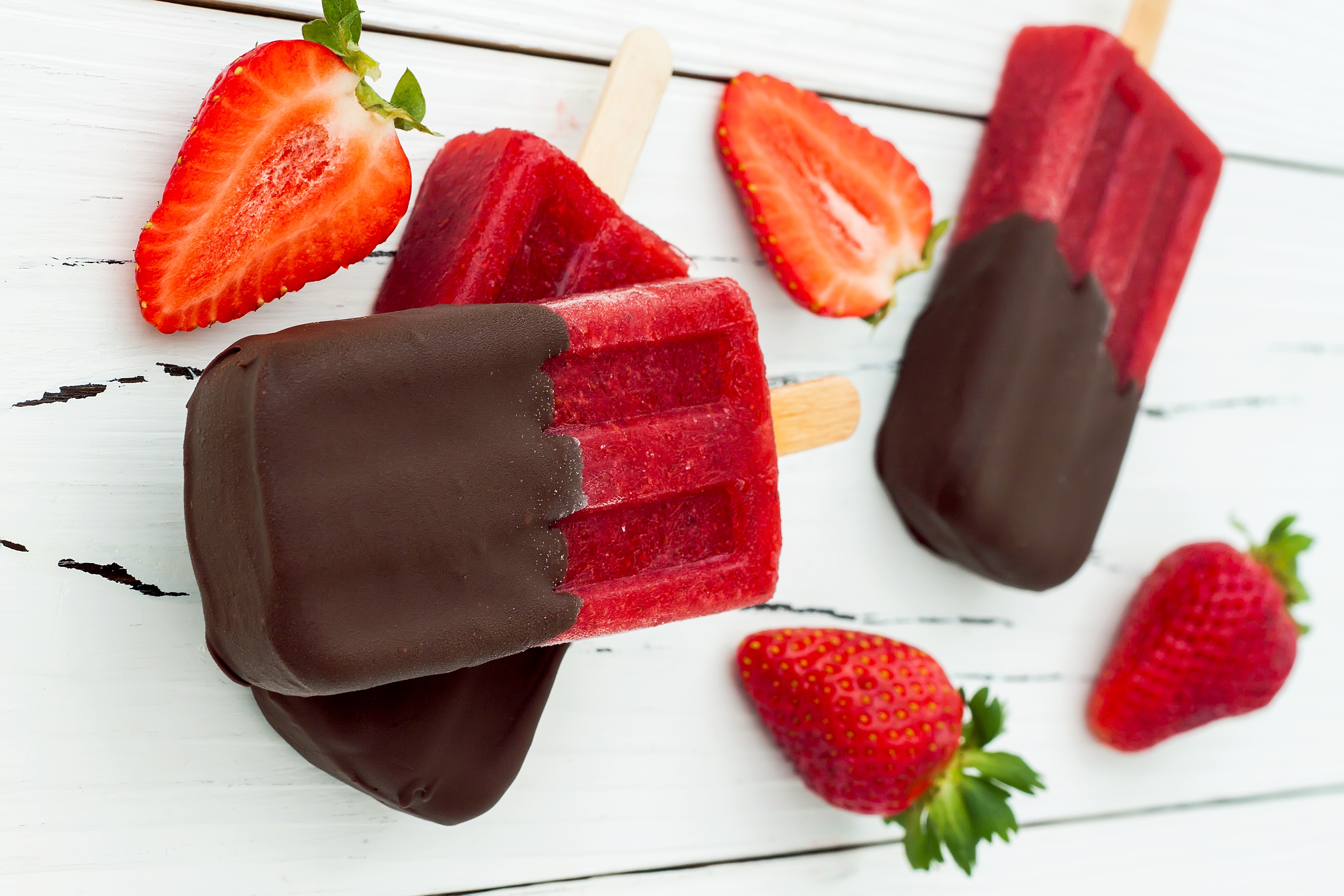 桌面上的壁纸巧克力冰激凌墙纸 草莓 糖果
