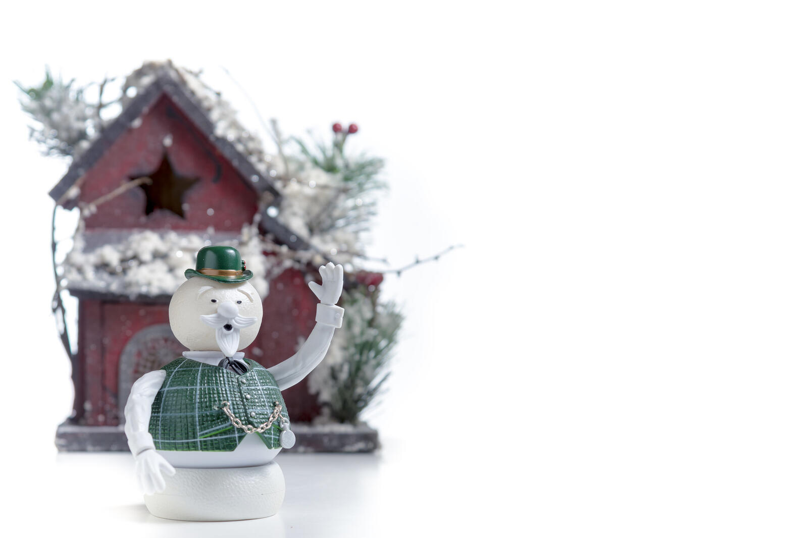 Обои дом снеговик Рождественская елка на рабочий стол