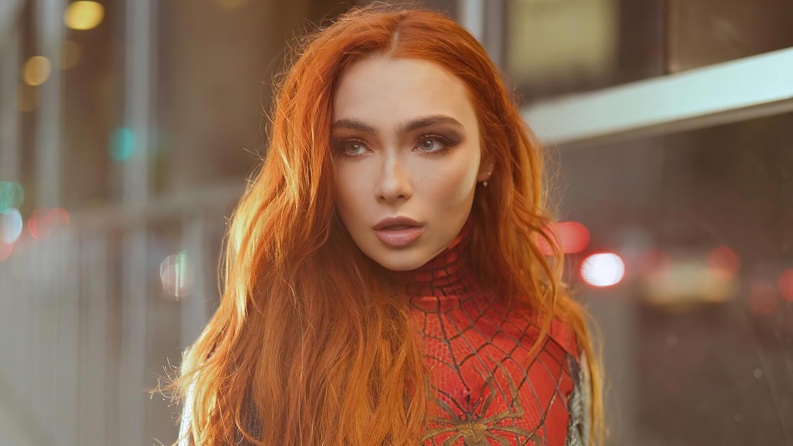 Free photo Red-haired girl spider-man