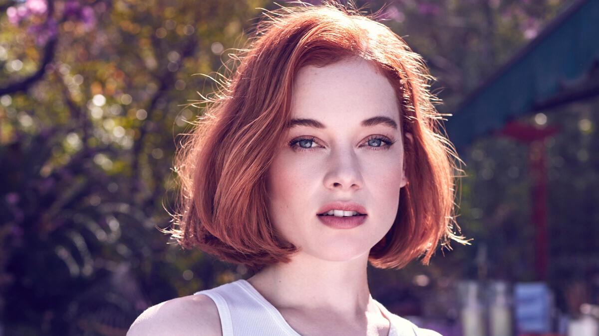 Redheaded Jane Levy with a short haircut
