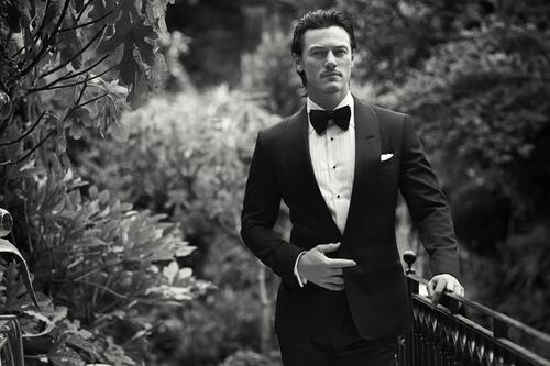 Actor luke evans in a black and white photo.