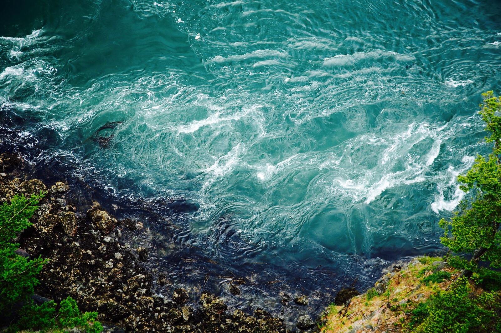 Бесплатное фото Волна на берегу моря