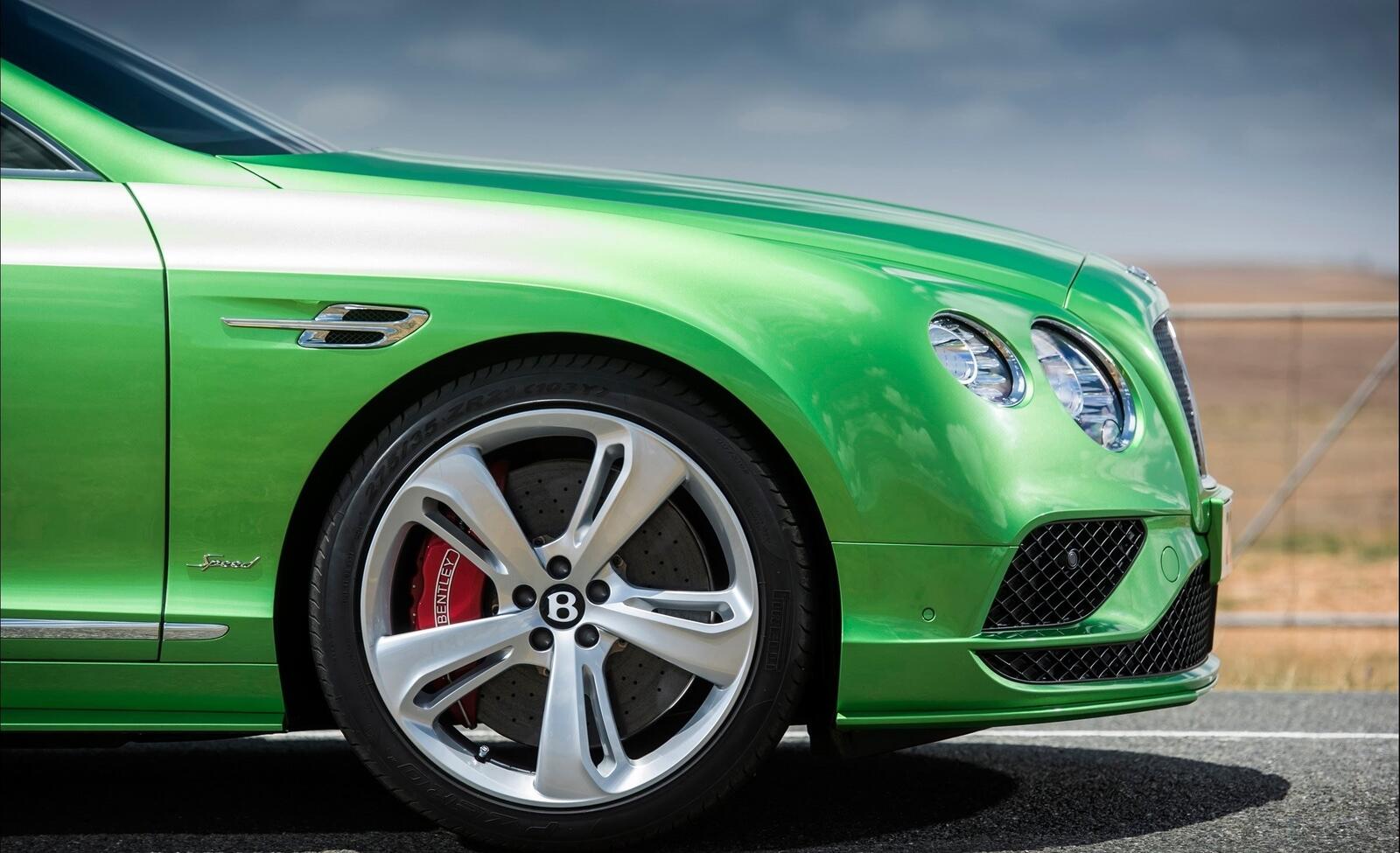Обои Bentley зеленый диски на рабочий стол