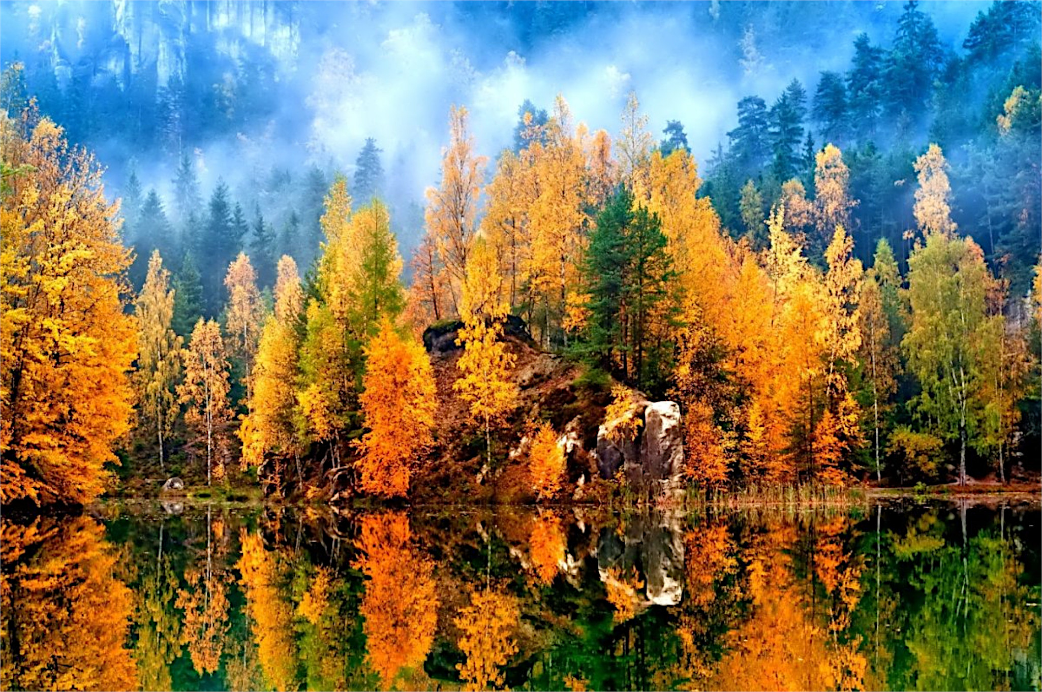 Бесплатное фото Картинка с осенней природой у реки
