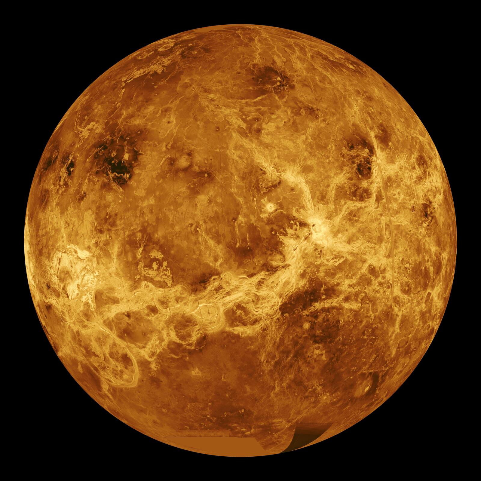 Бесплатное фото Золотистая поверхность Луны