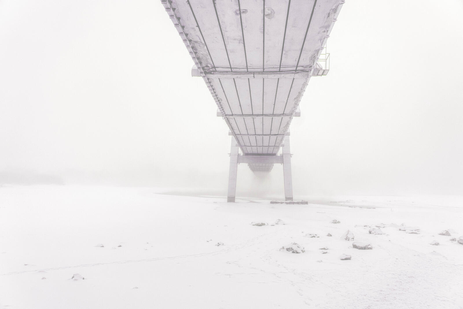 Бесплатное фото Мост в сильны мороз -42