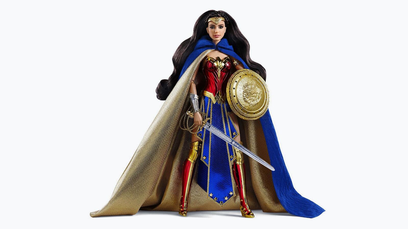 Free photo Wonder Woman doll and white background