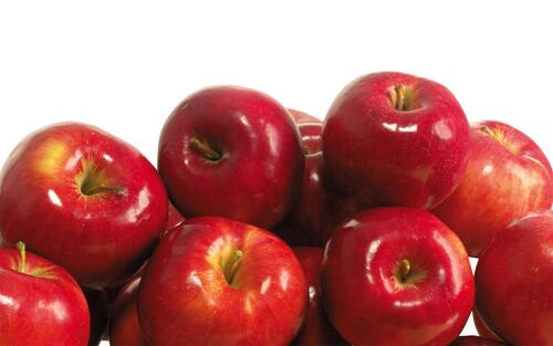 Delicious red apples