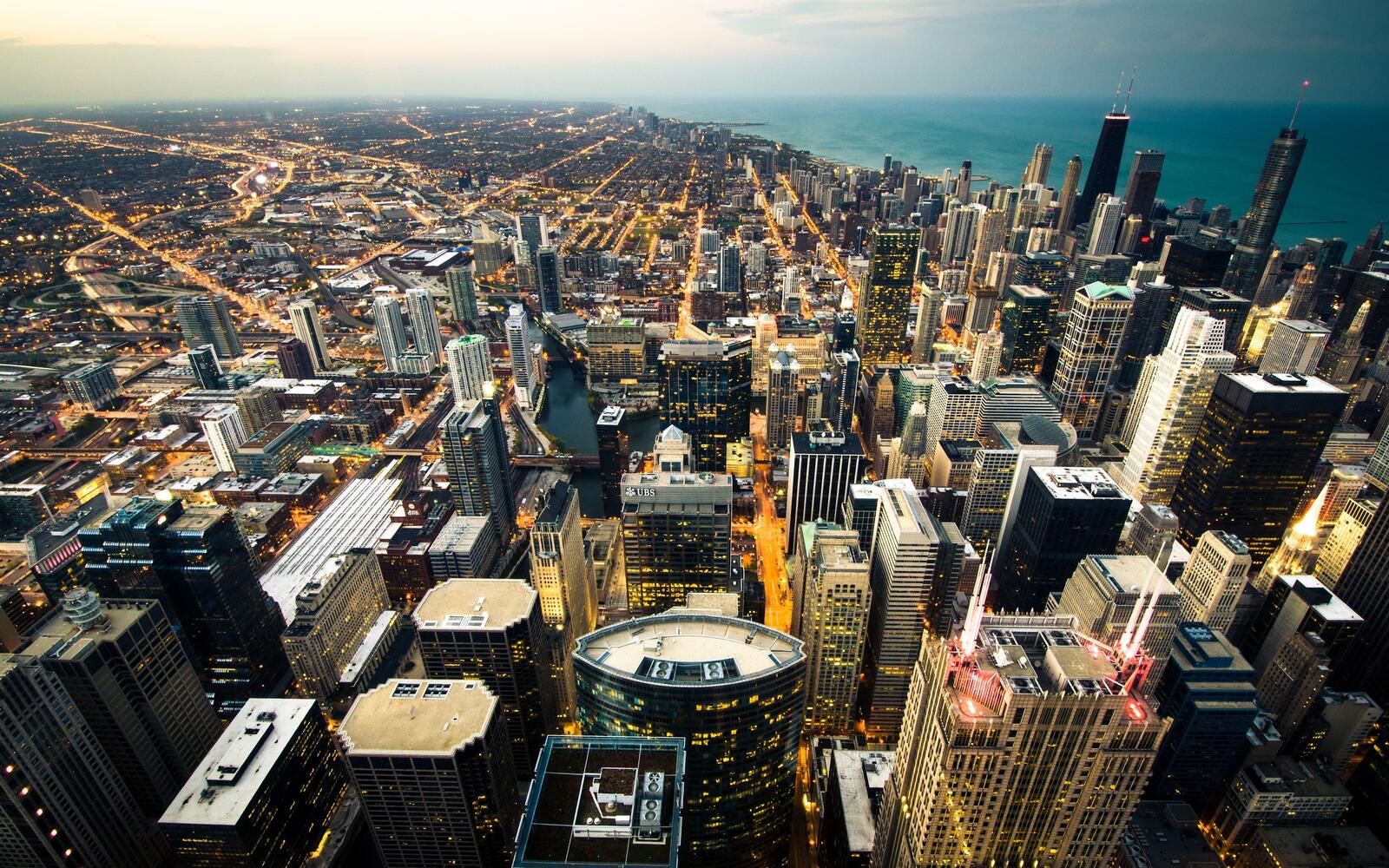 Бесплатное фото Вид на Чикаго с вертолета