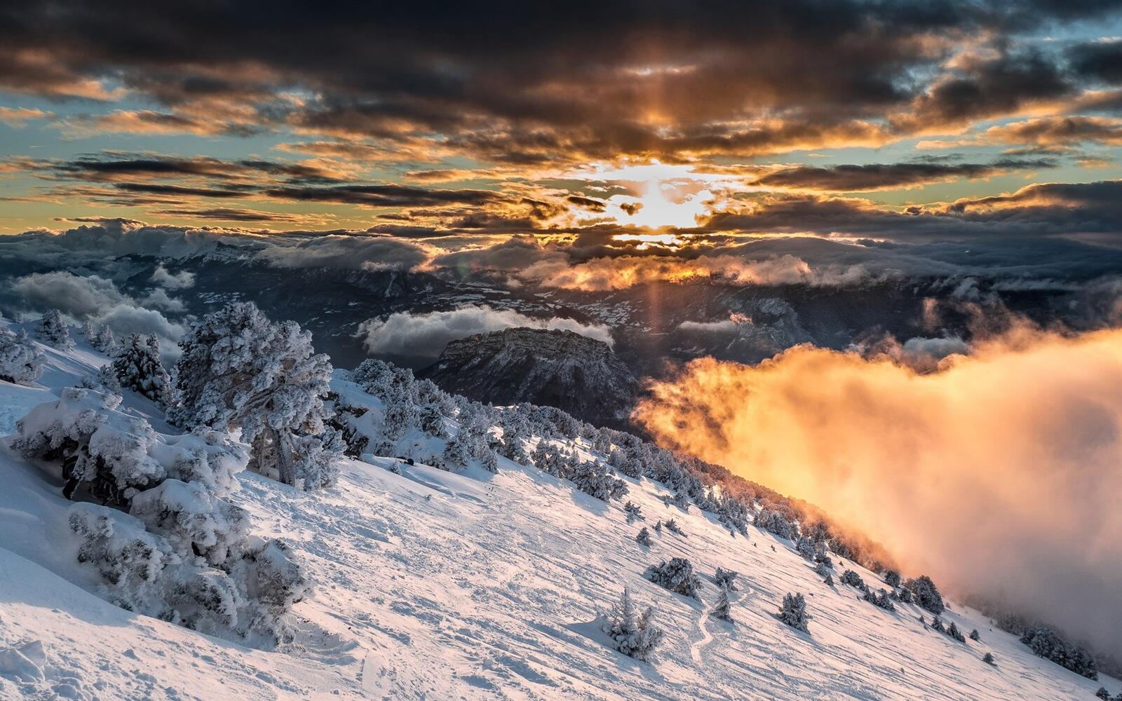 Wallpapers wallpaper sunrise snow clouds on the desktop
