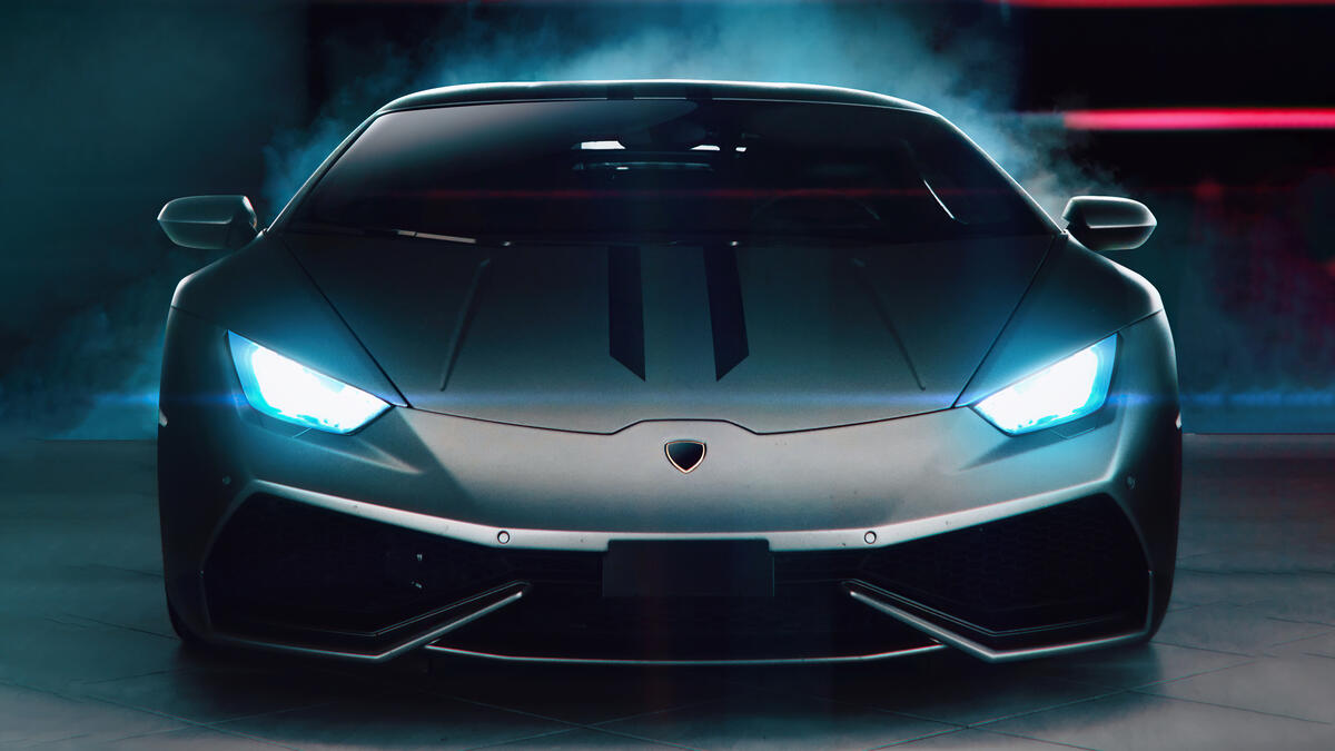 The digital art of the gray Lamborghini