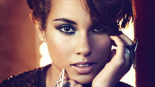 Alicia Keys` face close-up.