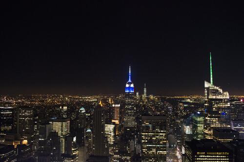 Ночное небо над Нью-Йорком