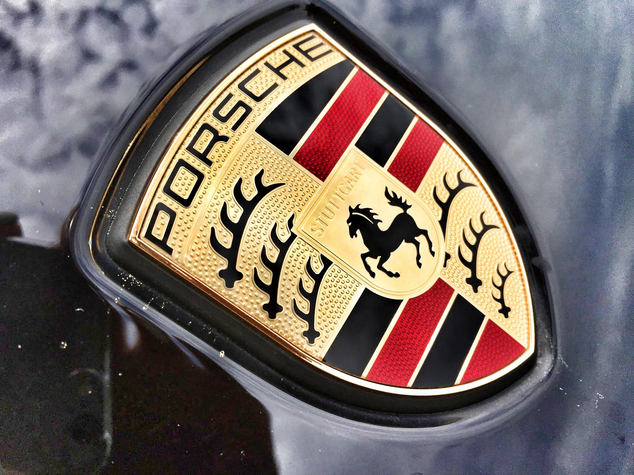 Free photo Porsche logo