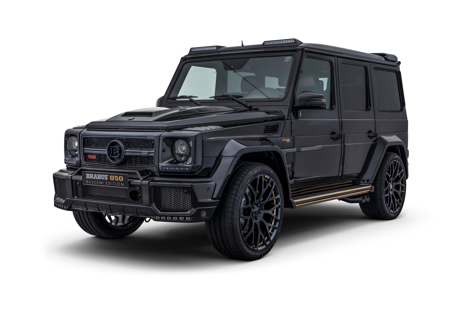 Free photo Black Mercedes-Benz G-Class with gold inlays