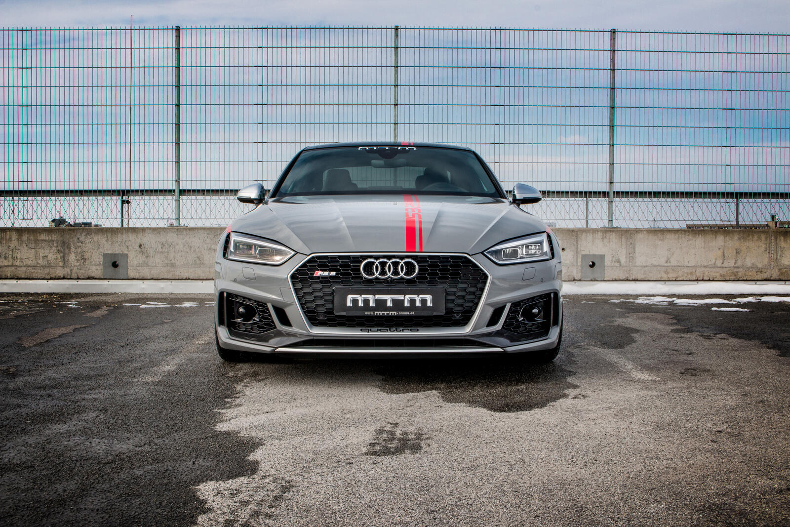 Free photo Audi Rs5 front end