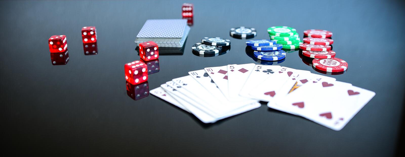 Бесплатное фото Покер на столе