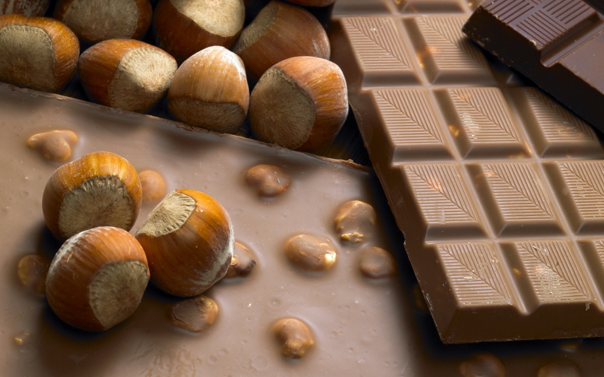 Бесплатное фото Плитки шоколада с фундуком