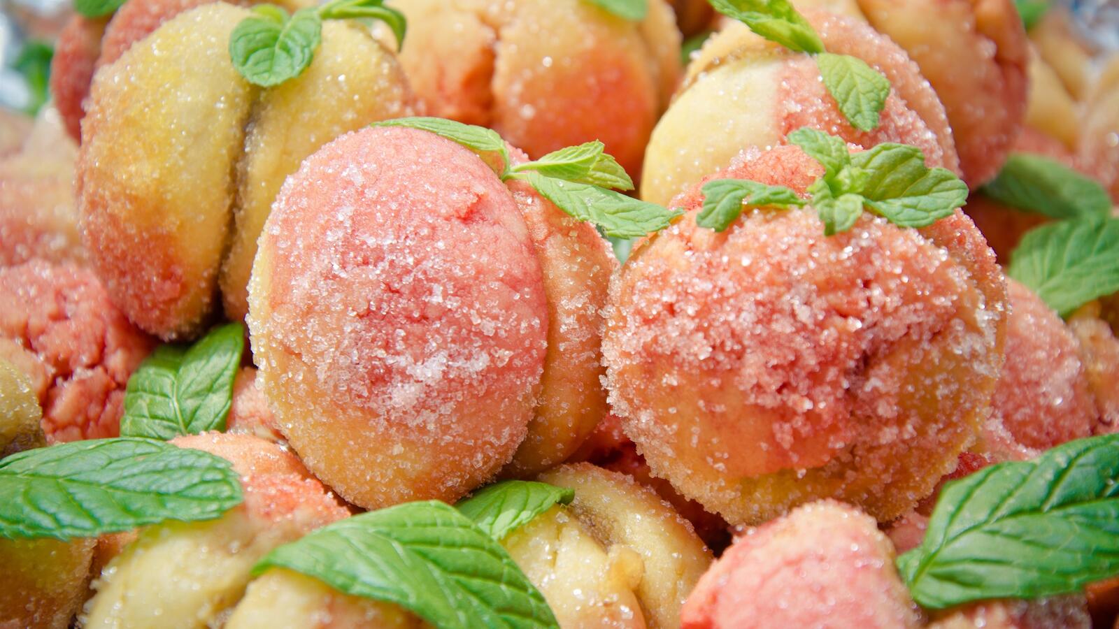 Бесплатное фото Вкусные персики покрытые сахаром