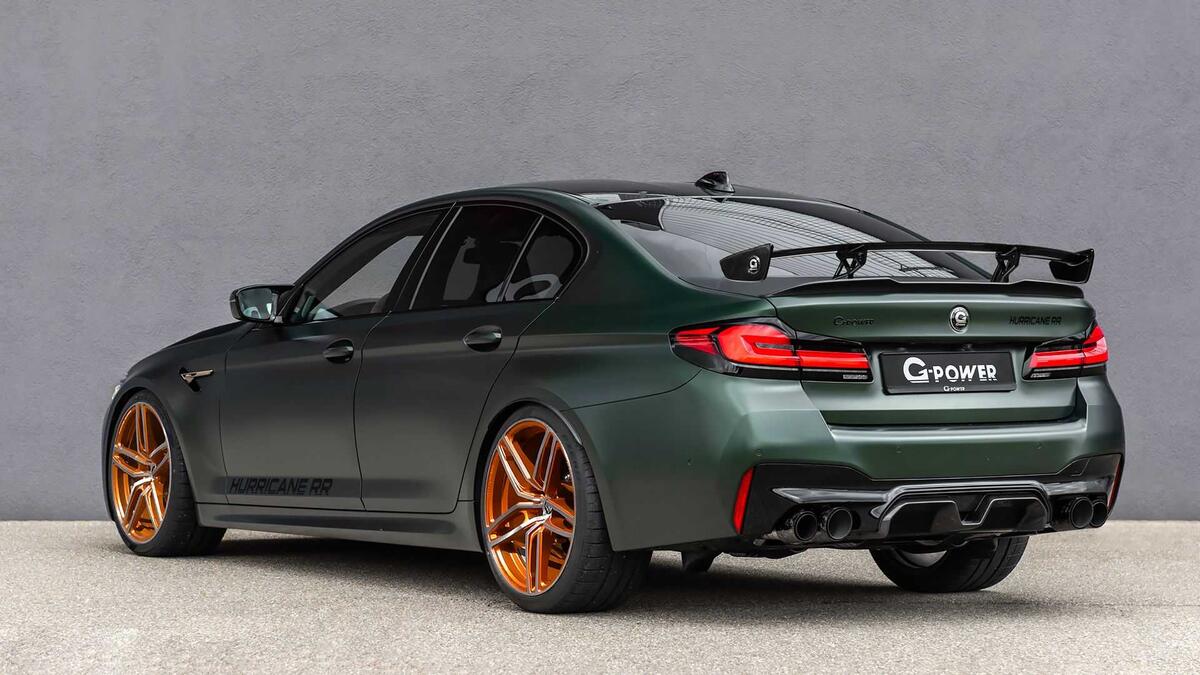 Bmw M5 F90 Competition in matte green on orange rims