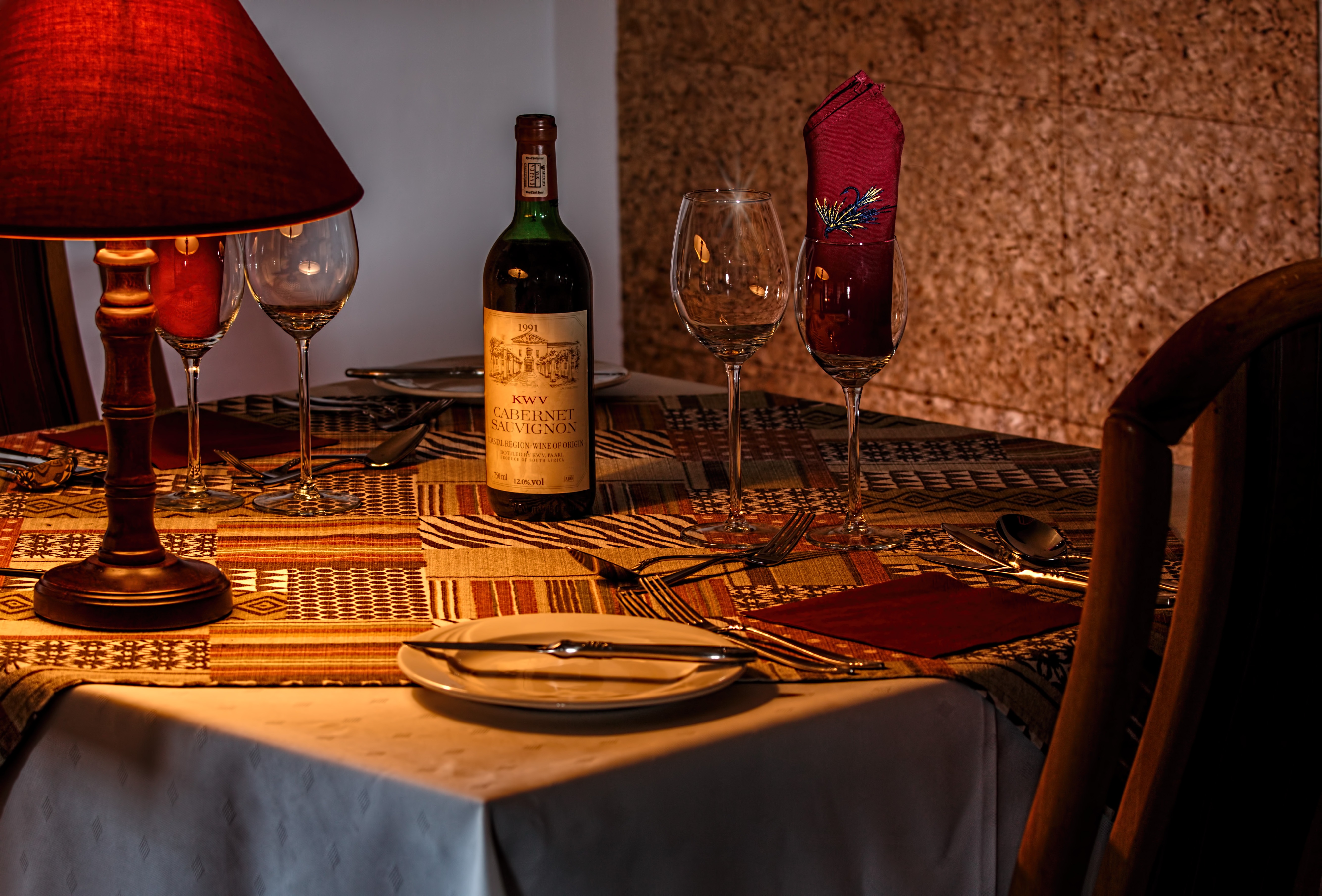 桌面上的壁纸桌 葡萄酒 餐馆