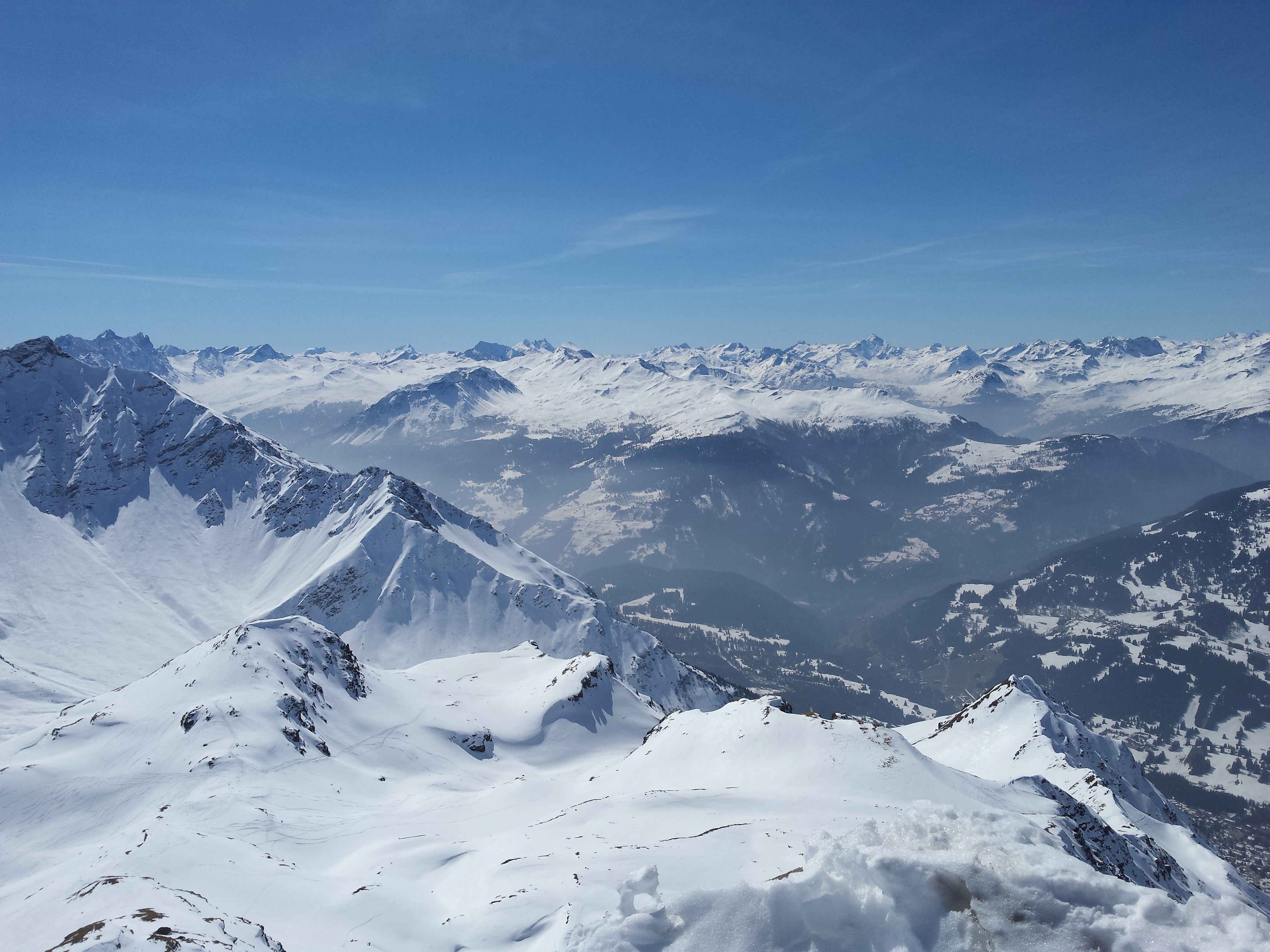 免费照片阿尔卑斯山的鸟瞰图