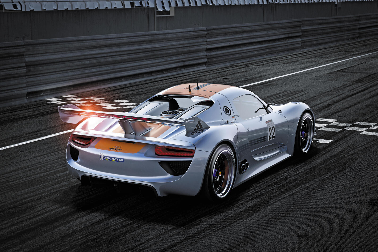 Бесплатное фото Porsche 918 в тюнинге