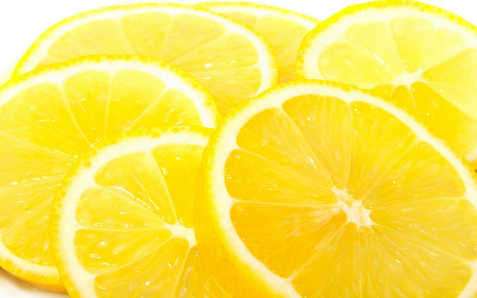 Бесплатное фото Дольки лимона