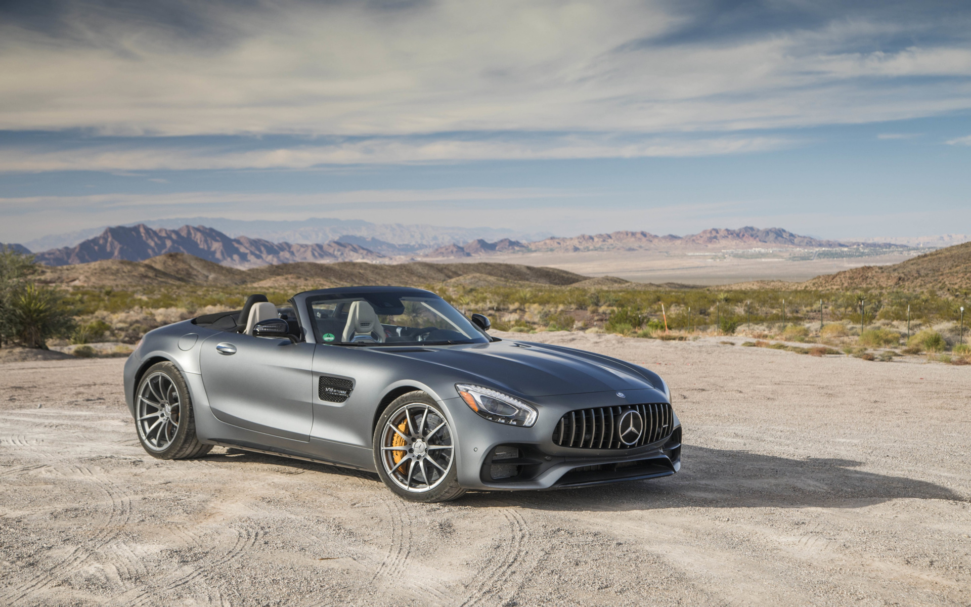 Free photo Mercedes Benz roadster AMG GT.