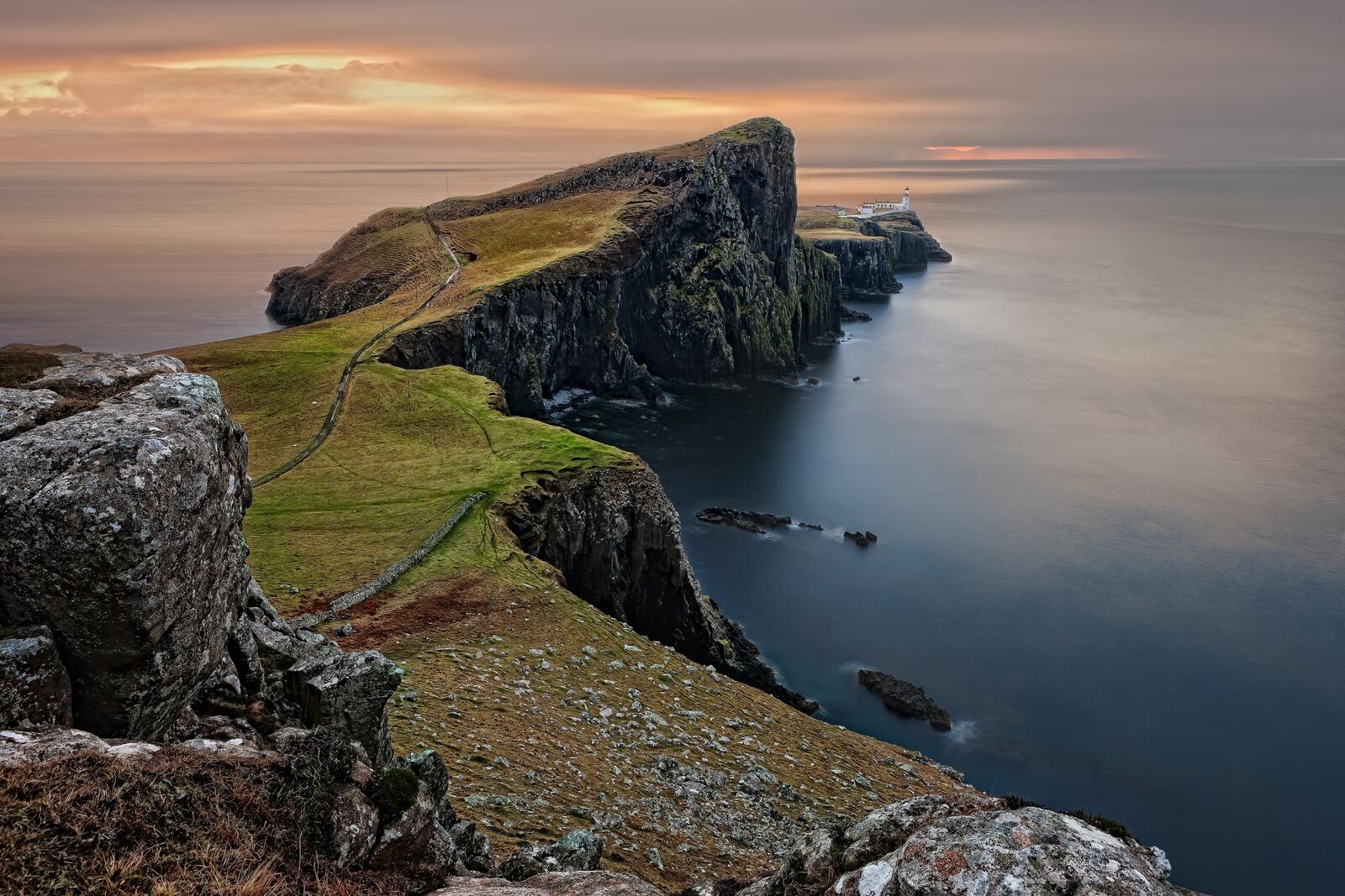 Бесплатное фото Скалы на побережье Шотландии
