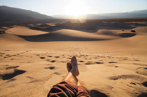 Вид на песочные дюны в пустыне