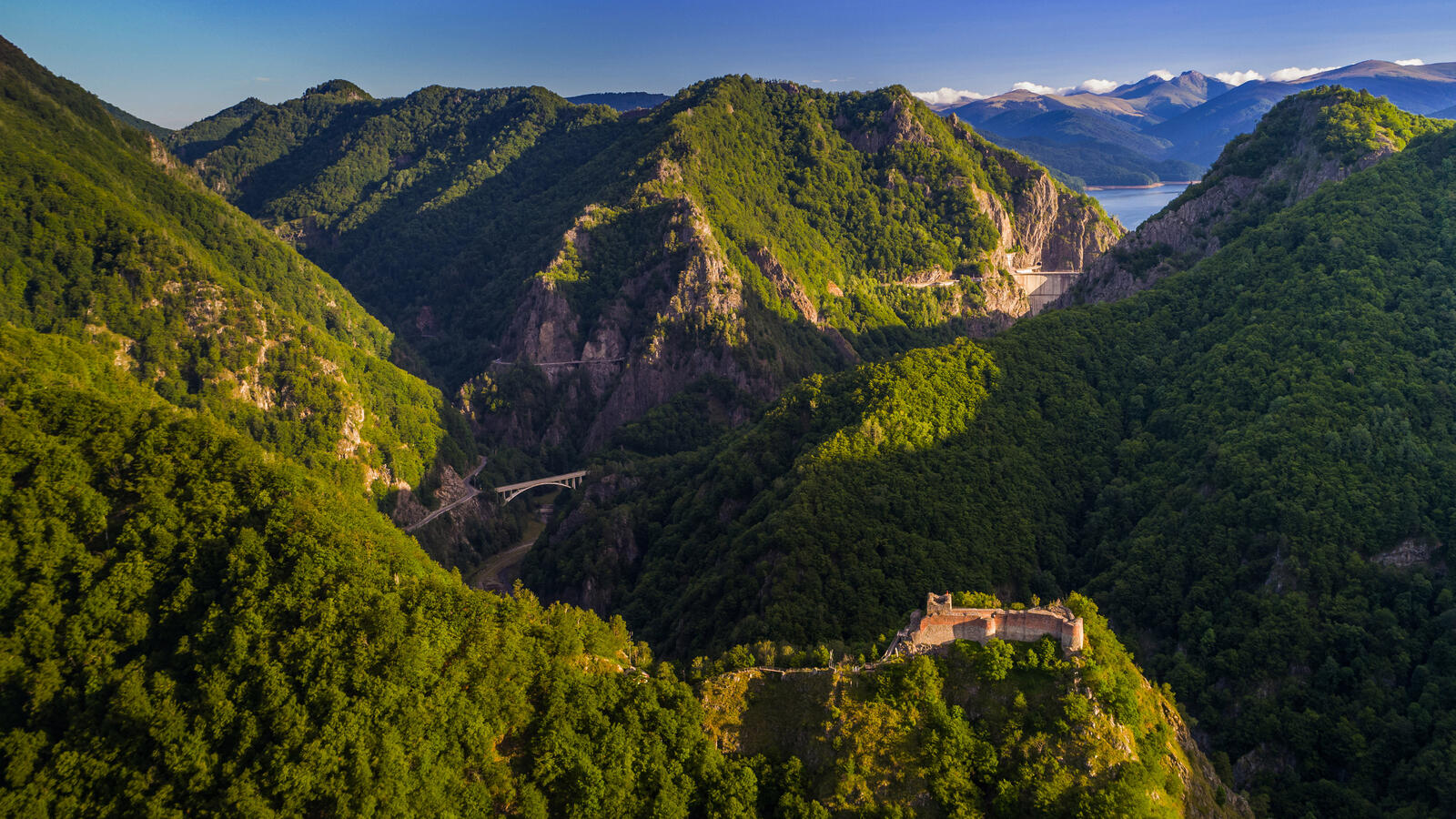 Free photo Beautiful mountains in Romania