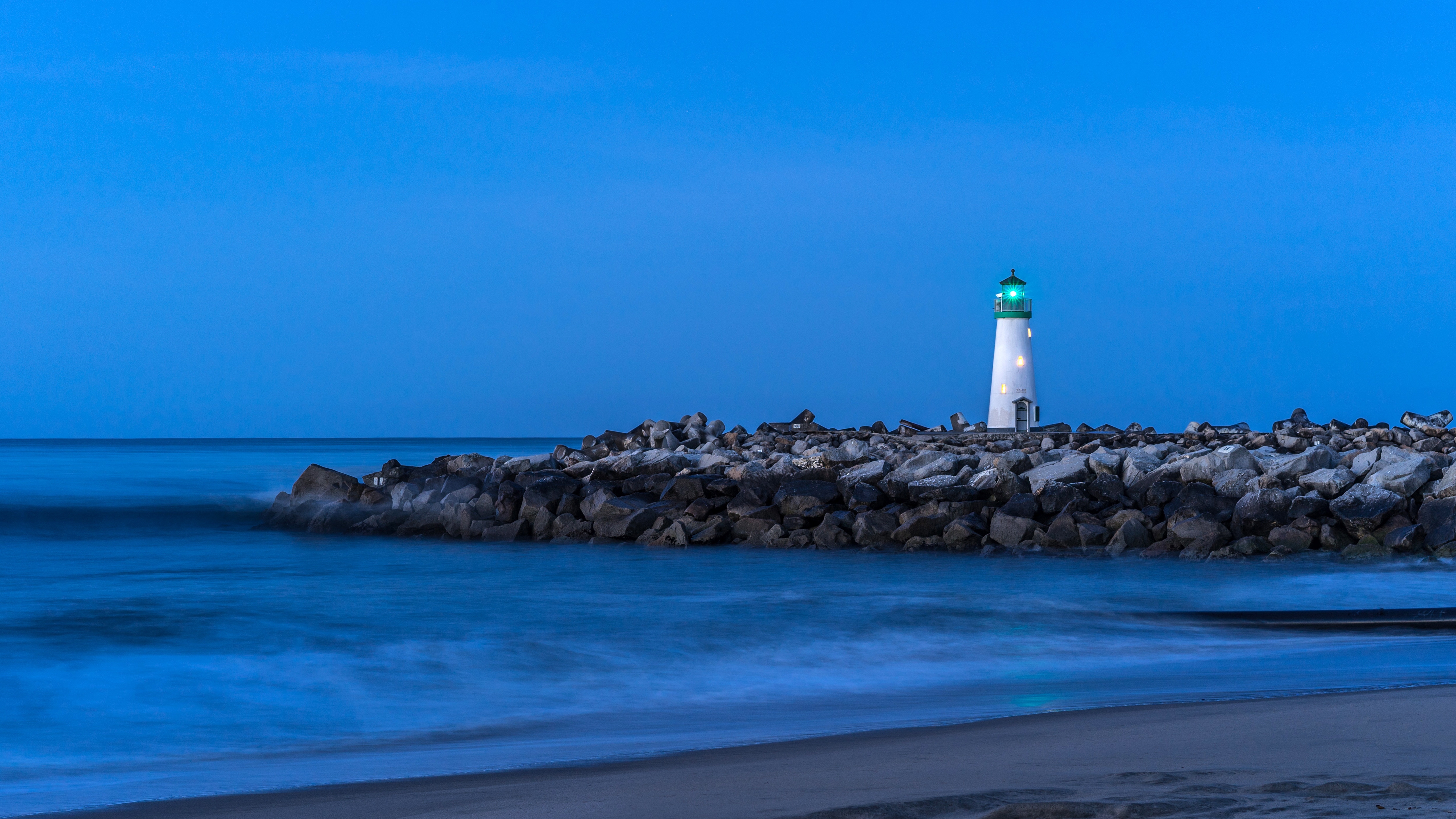 Free photo A lighthouse on the California coast