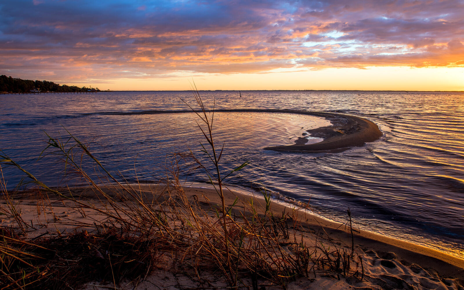 免费照片夕阳下的浅水滩