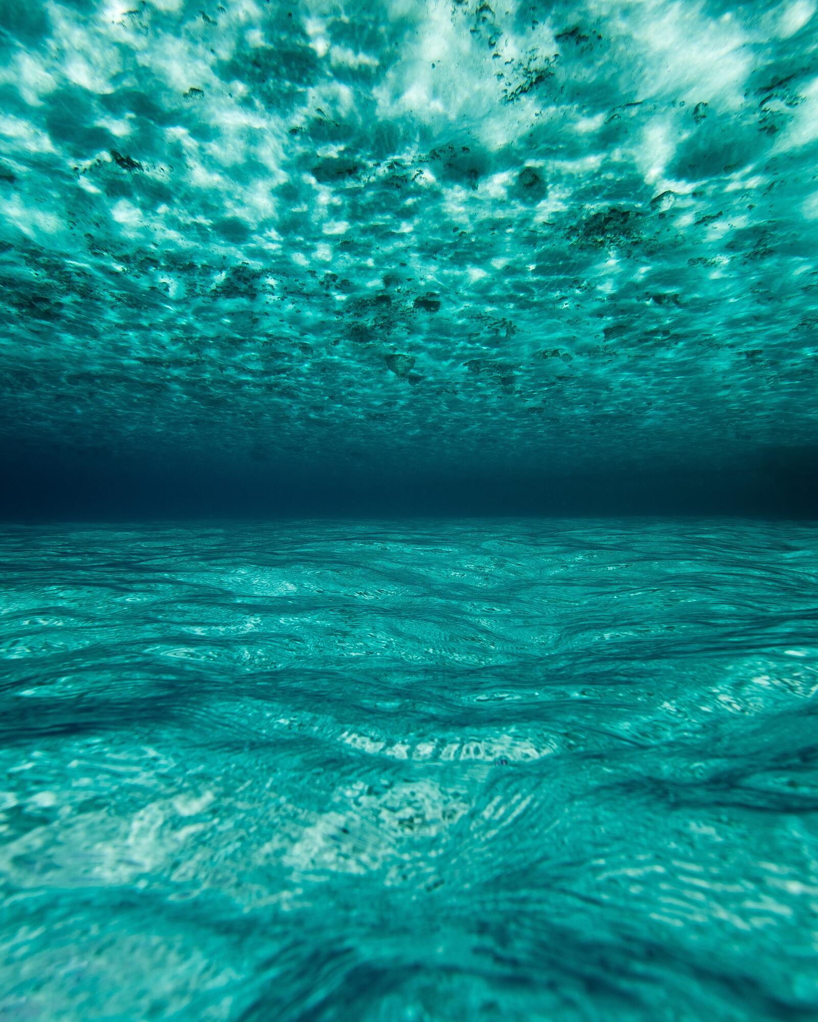 Бесплатное фото Песчаное дно на глубине моря