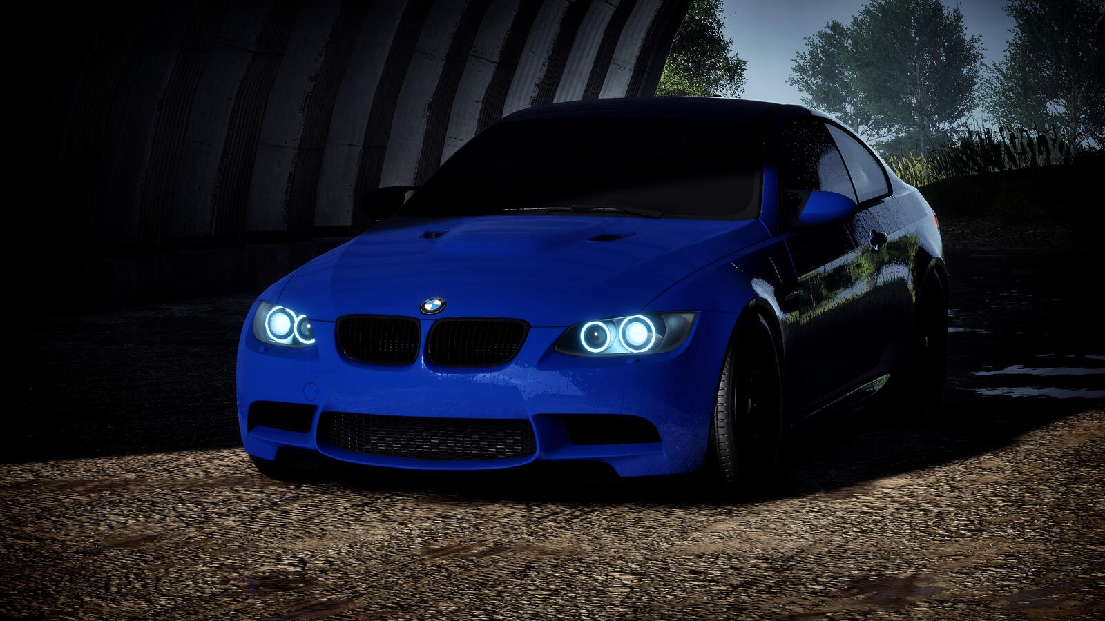 Бесплатное фото Bmw M3 E92 синего цвета в игре need for speed heat