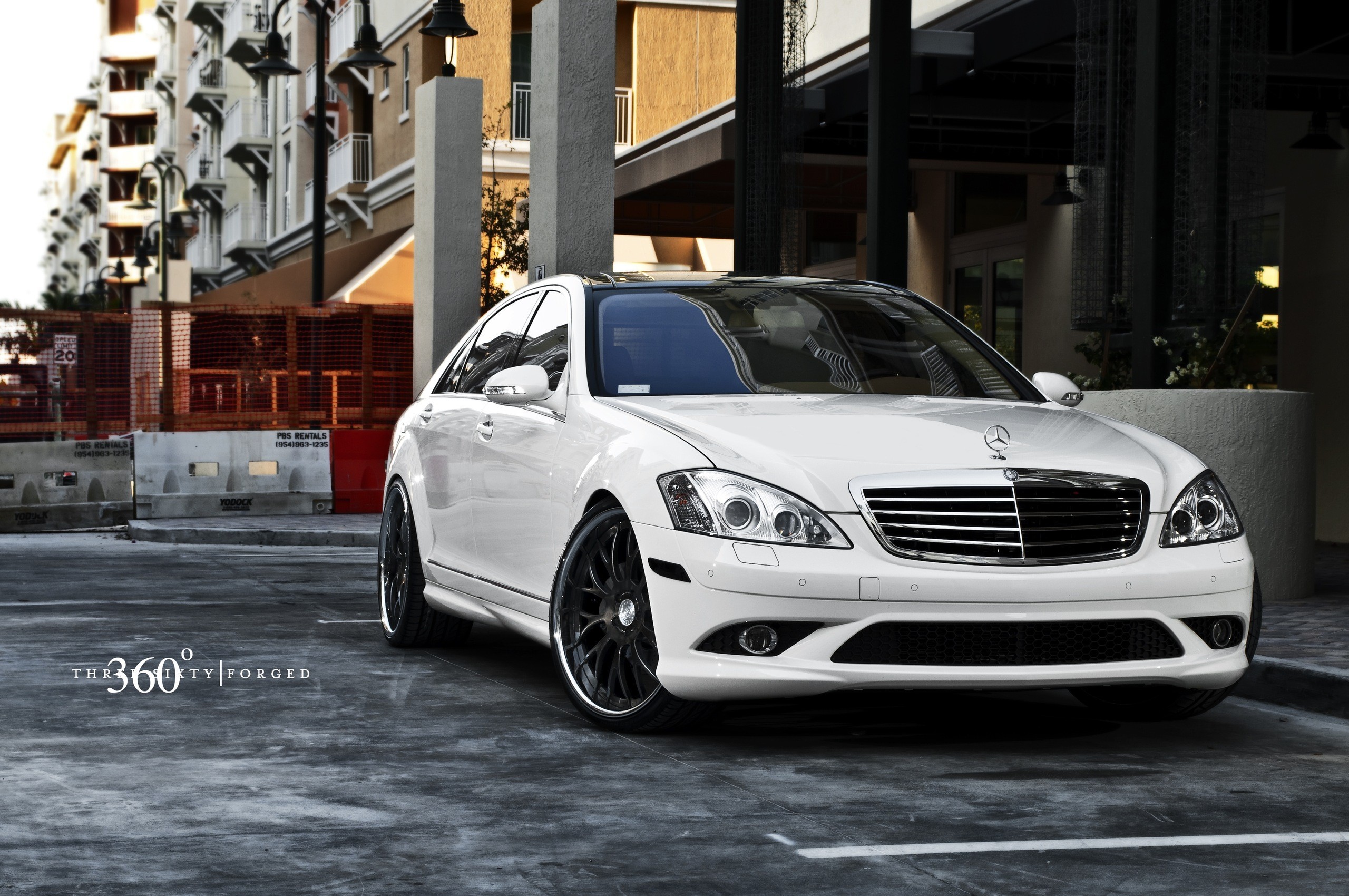 Mercedes Benz S Class w212 in white color