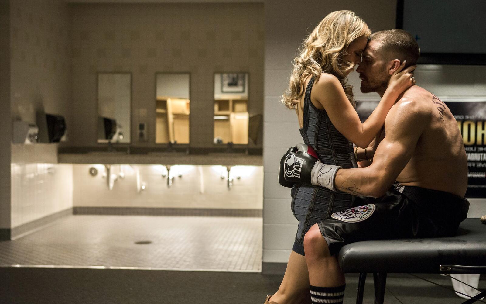 Free photo Jake Gyllenhaal in Lefty with his wife before the fight